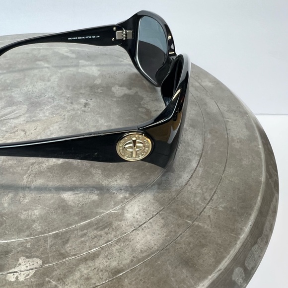 Marc By Marc Jacobs Black Sunglasses with Silver Accent - Picture 1 of 12